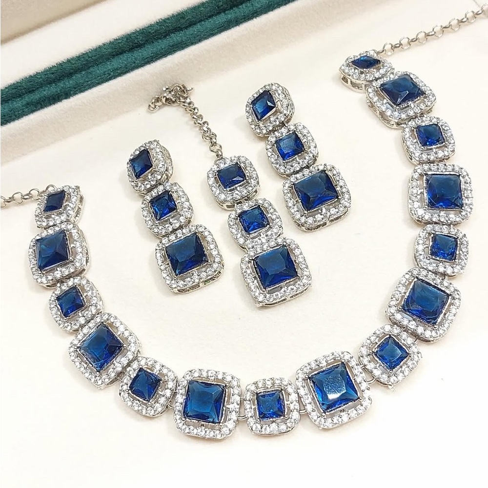 Elegant Blue and Silver Jewelry Set
